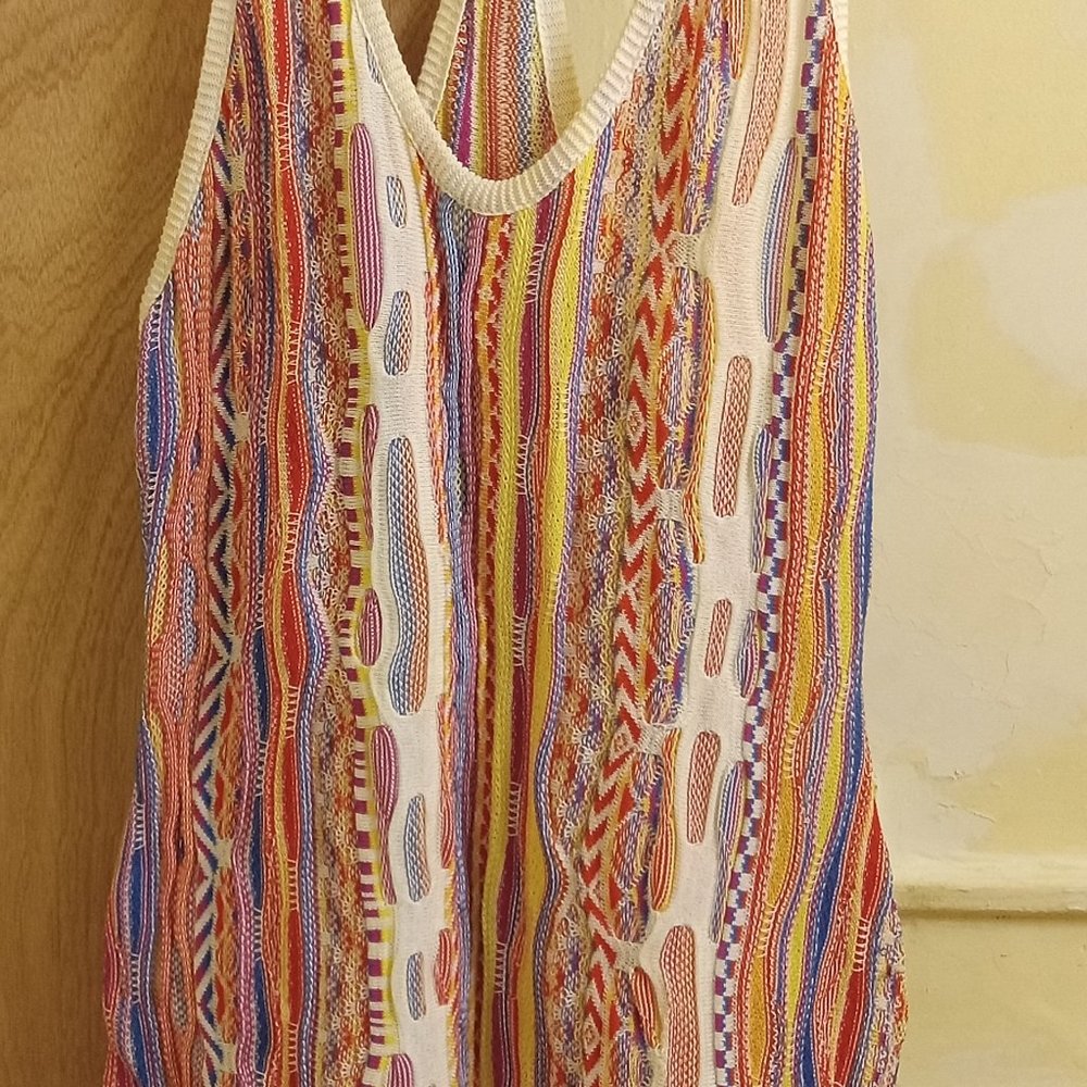 Dresses - Picture 4 of 4